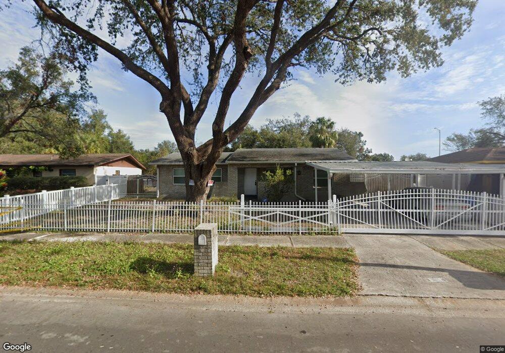 8634 Fish Lake Rd, Tampa, FL 33619 - photo 1