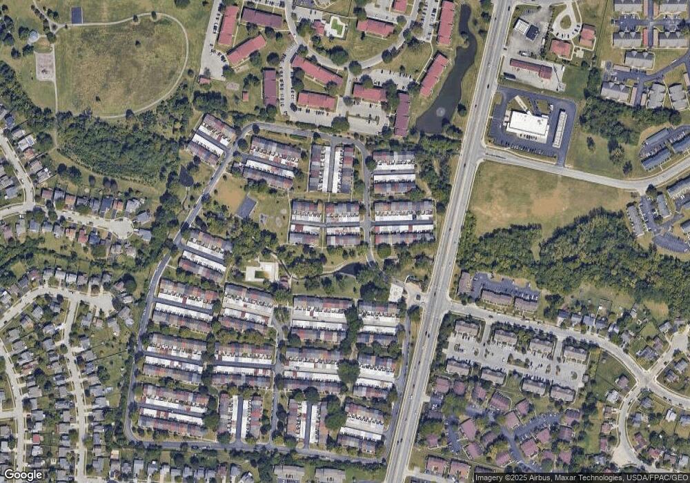 547 Clairbrook Ave unit 4, Columbus, OH 43228 - photo 1