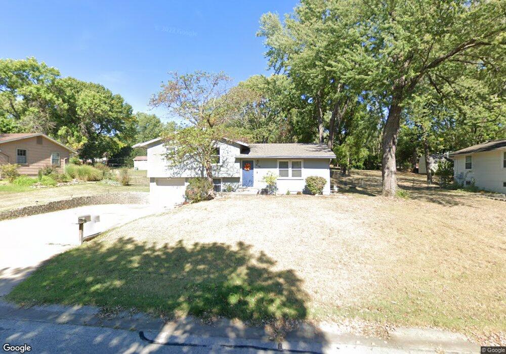 12116 W 69th St, Shawnee, KS 66216 - photo 1