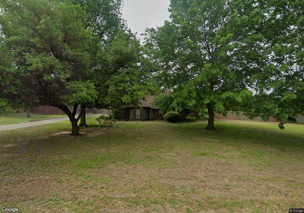 517 Preston Dr, Pottsboro, TX 75076 - photo 1