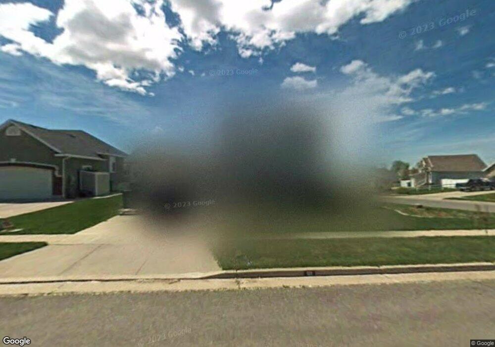 121 W 2200 N, Layton, UT 84041 - photo 1