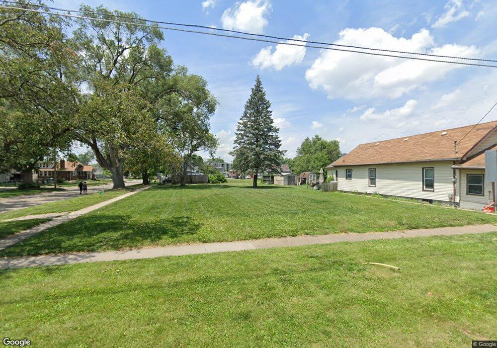 1722 SE 2nd St, Des Moines, IA 50315 - photo 1