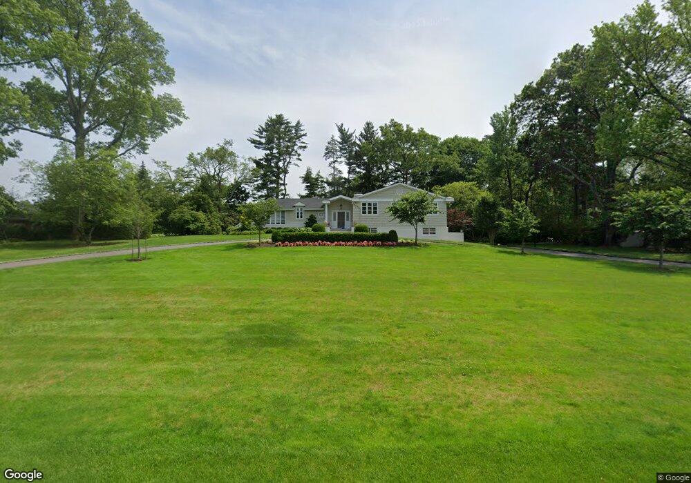 51 Remsen Rd, Great Neck, NY 11024 - photo 1