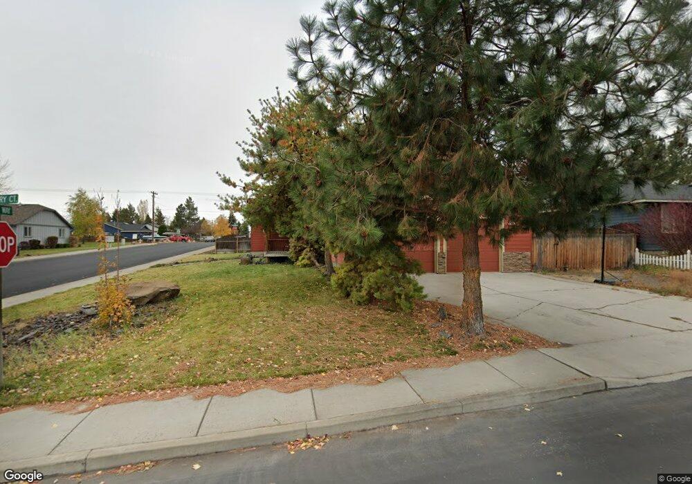 2136 SW Newberry Ct, Redmond, OR 97756 - photo 1