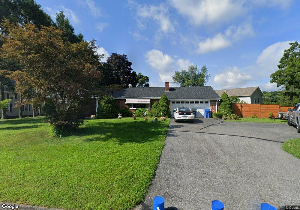 19 E Franklin St, Danielson, CT 06239 - photo 1