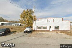 112 W Seymour St, Kentland, IN 47951