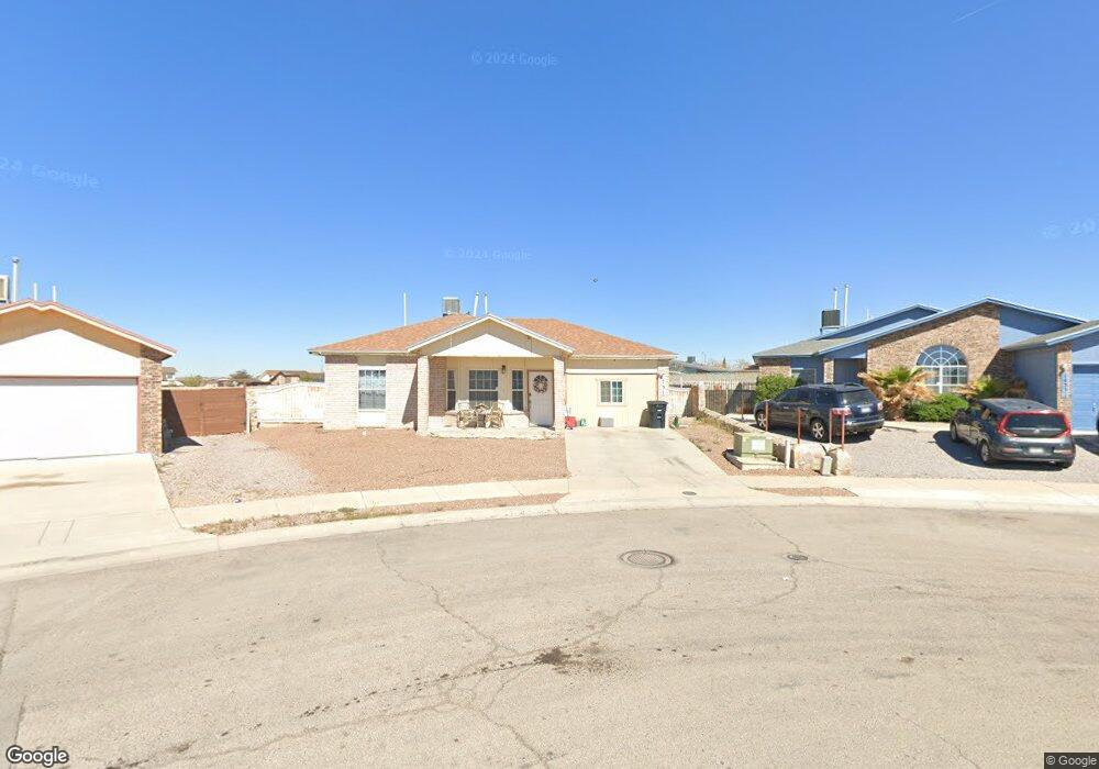 737 Cocotitlan Dr, Horizon City, TX 79928 - photo 1