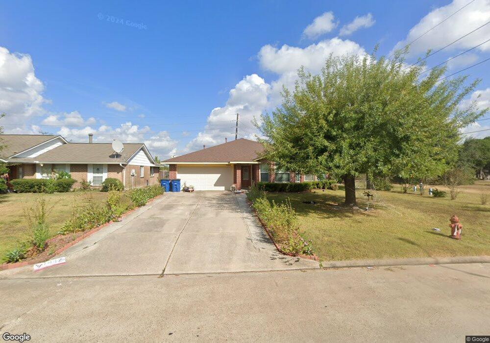 7802 Log Hollow Dr, Houston, TX 77040 - photo 1