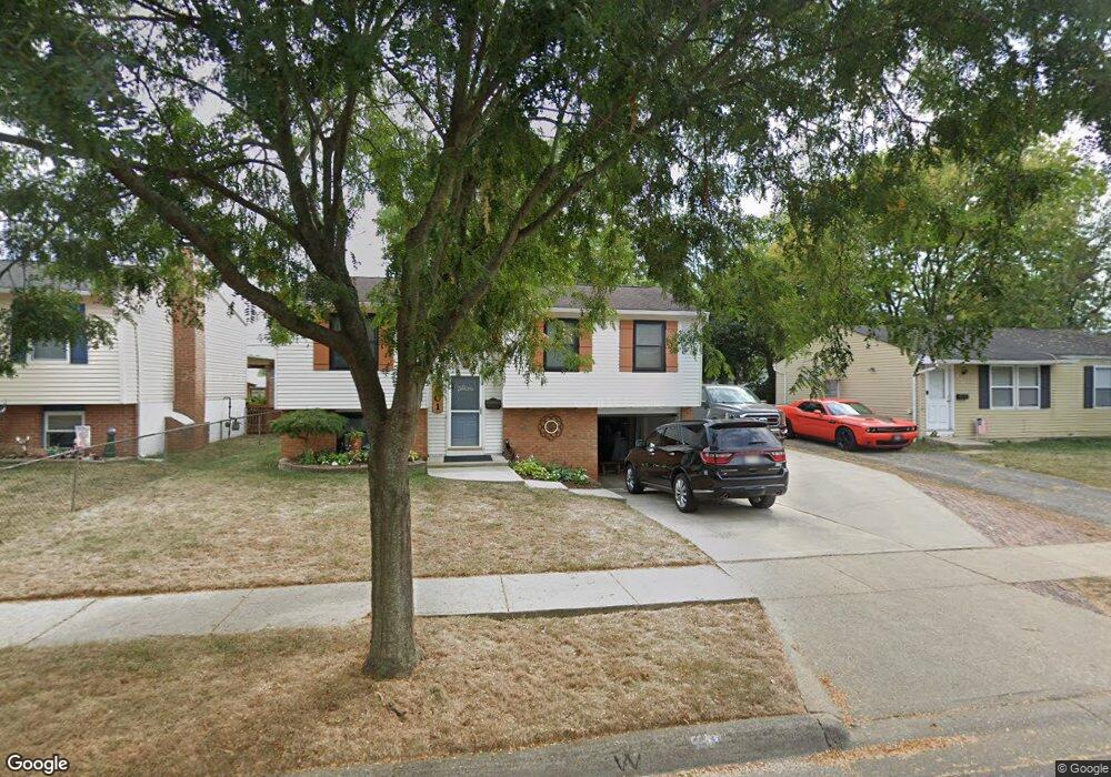 901 Tellega Ave, Columbus, OH 43207 - photo 1