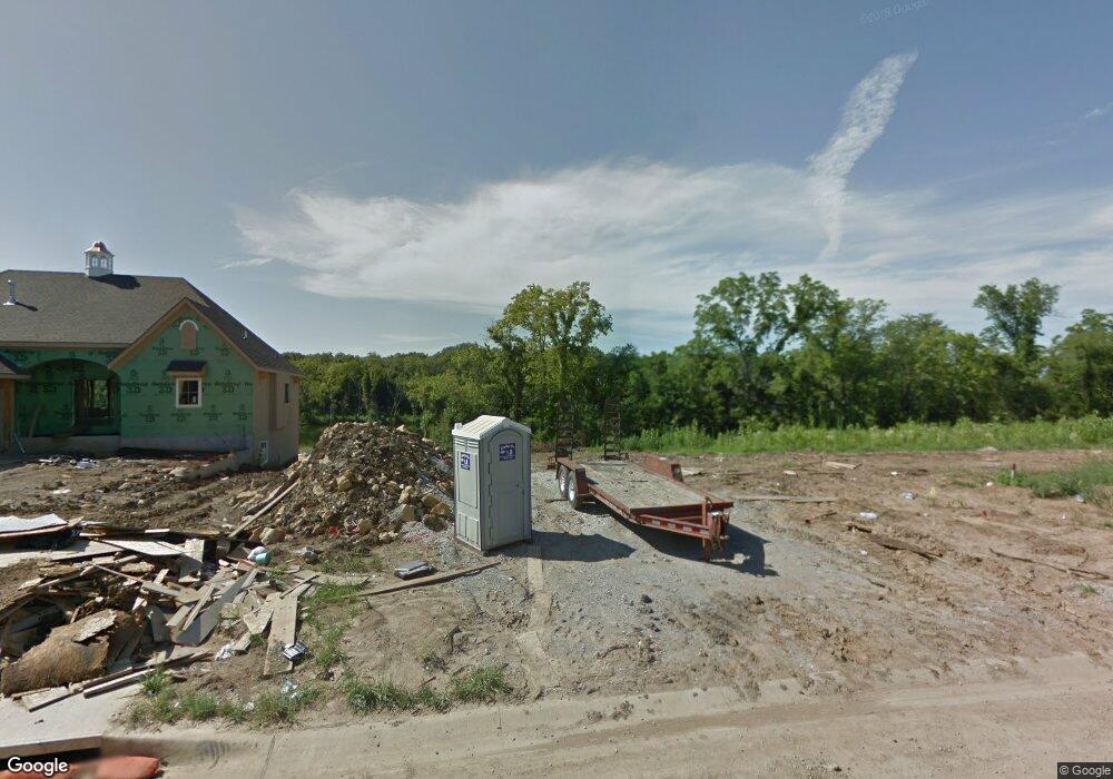 9743 Shady Bend Cir, Lenexa, KS 66227 - photo 1