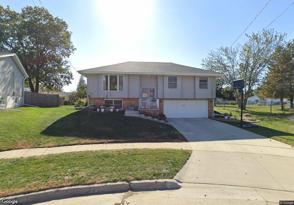 1503 N 5th Ave E, Newton, IA 50208 - photo 1