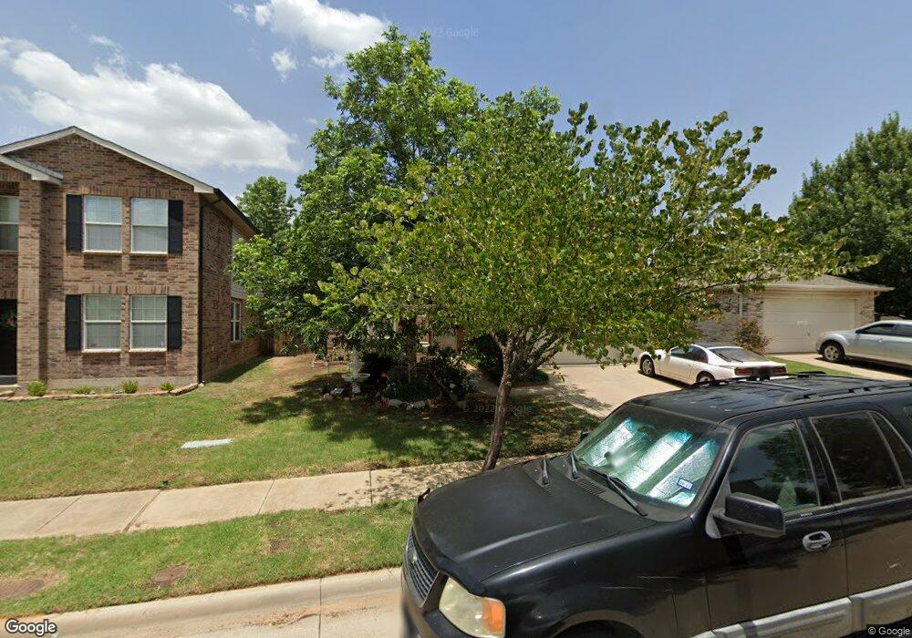 5806 Green Ivy Rd, Denton, TX 76210 - photo 1
