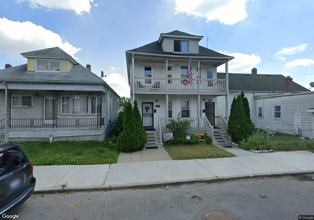 2310 Commor St, HamtraMcK, MI 48212 - photo 1