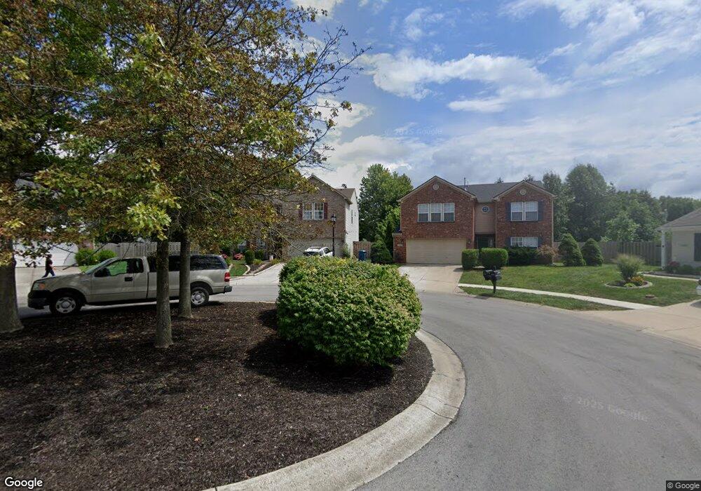 10155 Lothbury Cir, Fishers, IN 46037 - photo 1