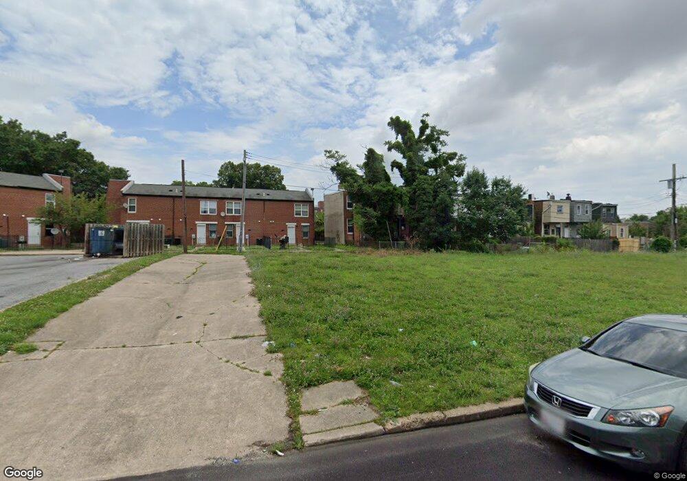 1725 Ensor St, Baltimore, MD 21202 - photo 1