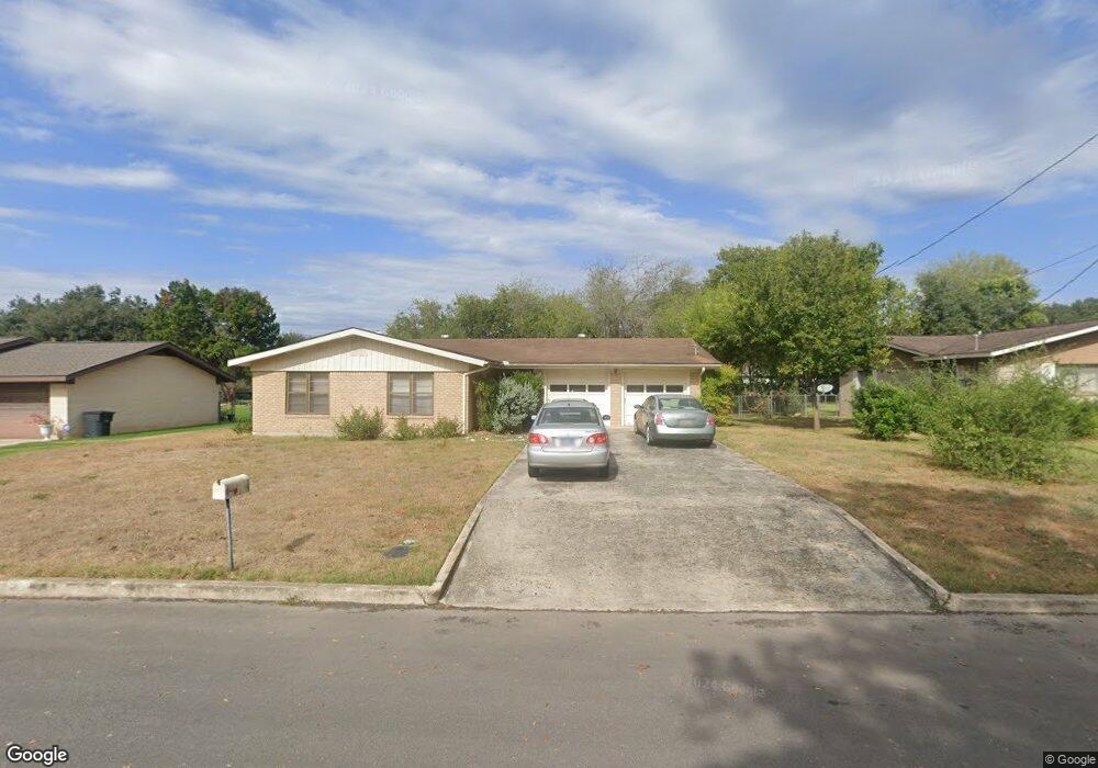1175 Rivercrest Dr, New Braunfels, TX 78130 - photo 1