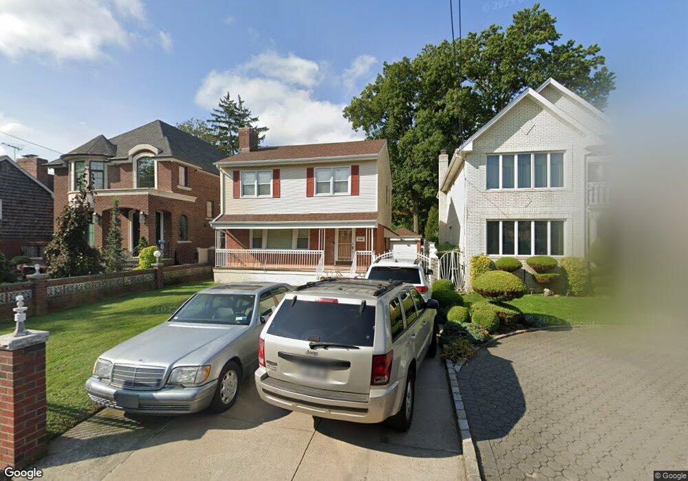 260 149th St, Whitestone, NY 11357 - photo 1