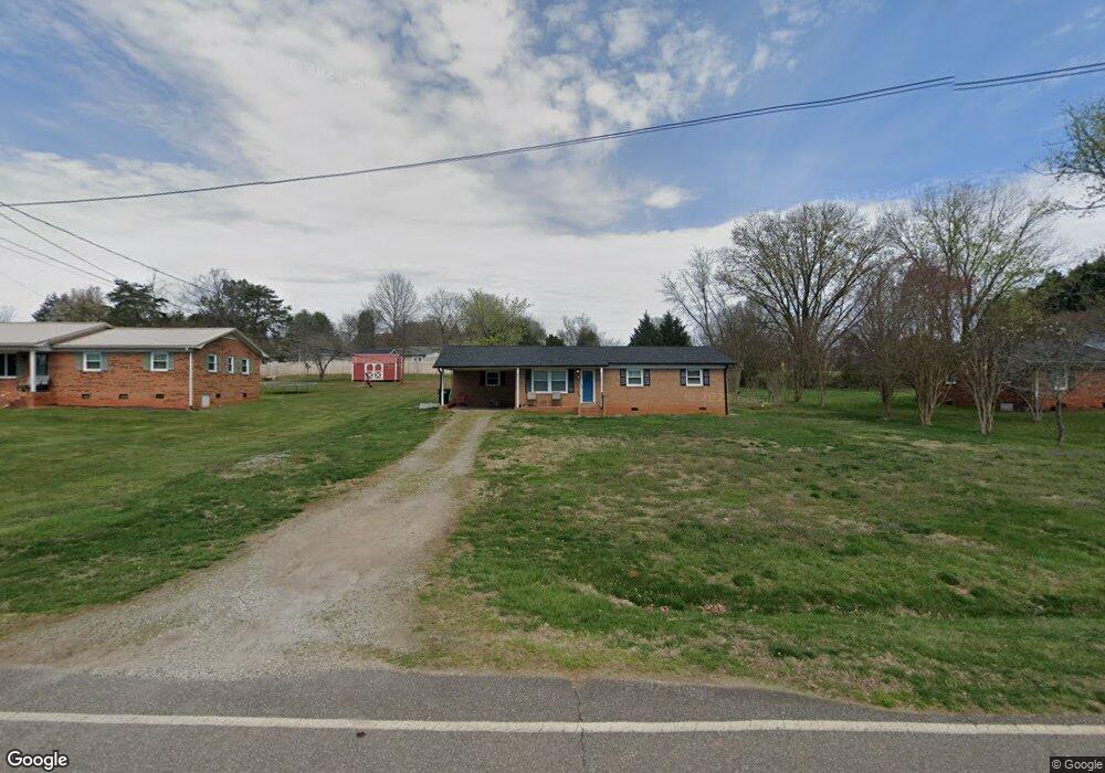 286 Clearview Rd, Statesville, NC 28625 - photo 1