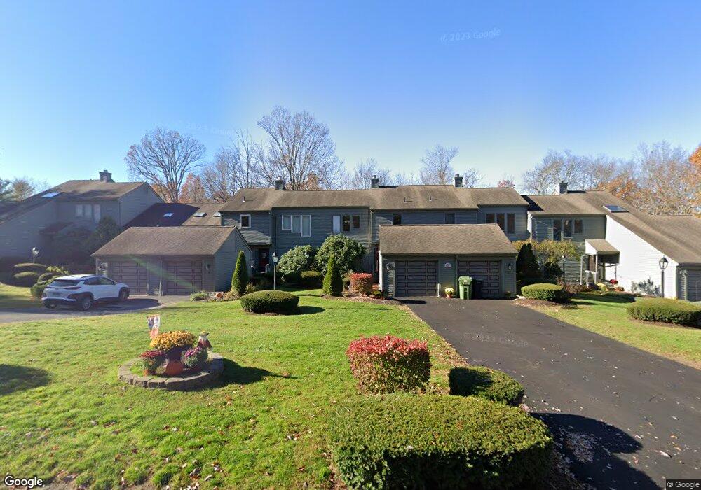 20 Ledgewood Dr, Brookfield, CT 06804 - photo 1