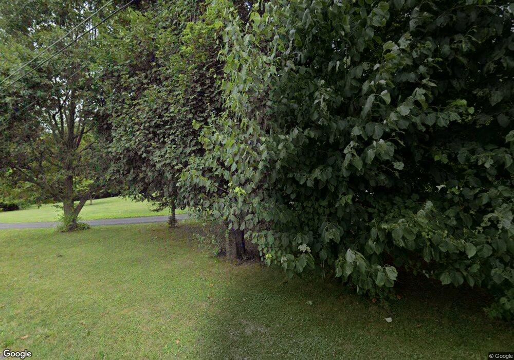 4549 Spruce St, Whitehall, PA 18052 - photo 1