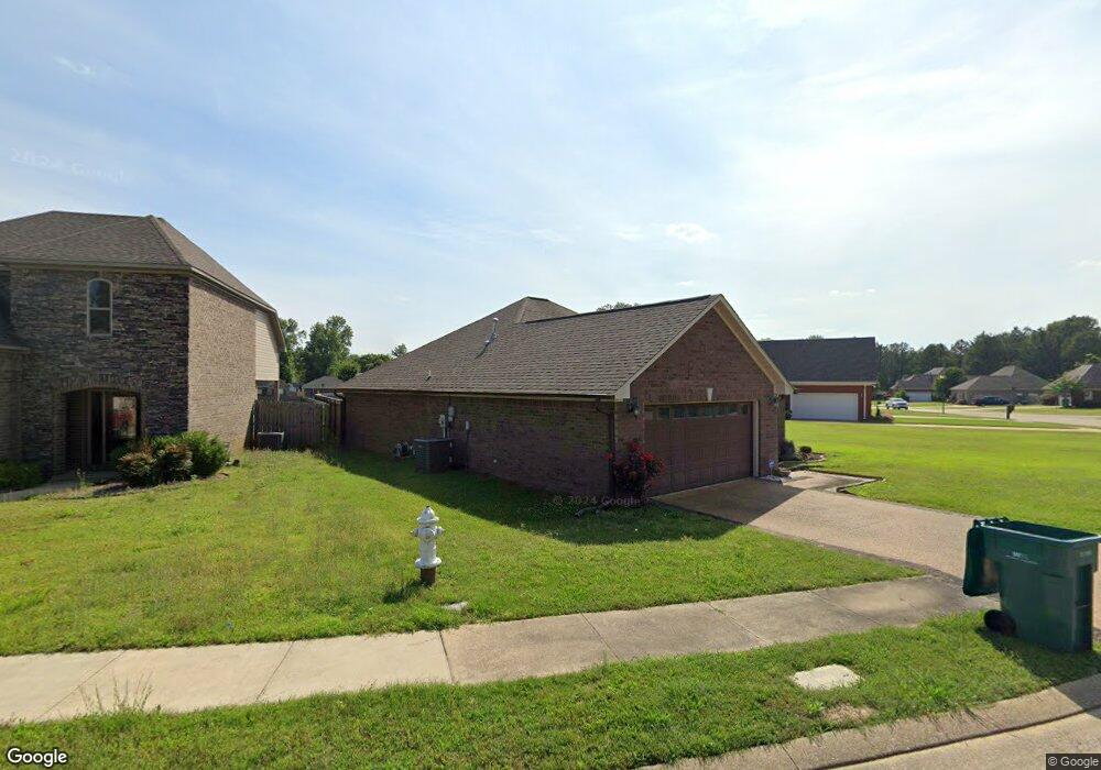 390 Willena Cir, Tupelo, MS 38801 - photo 1