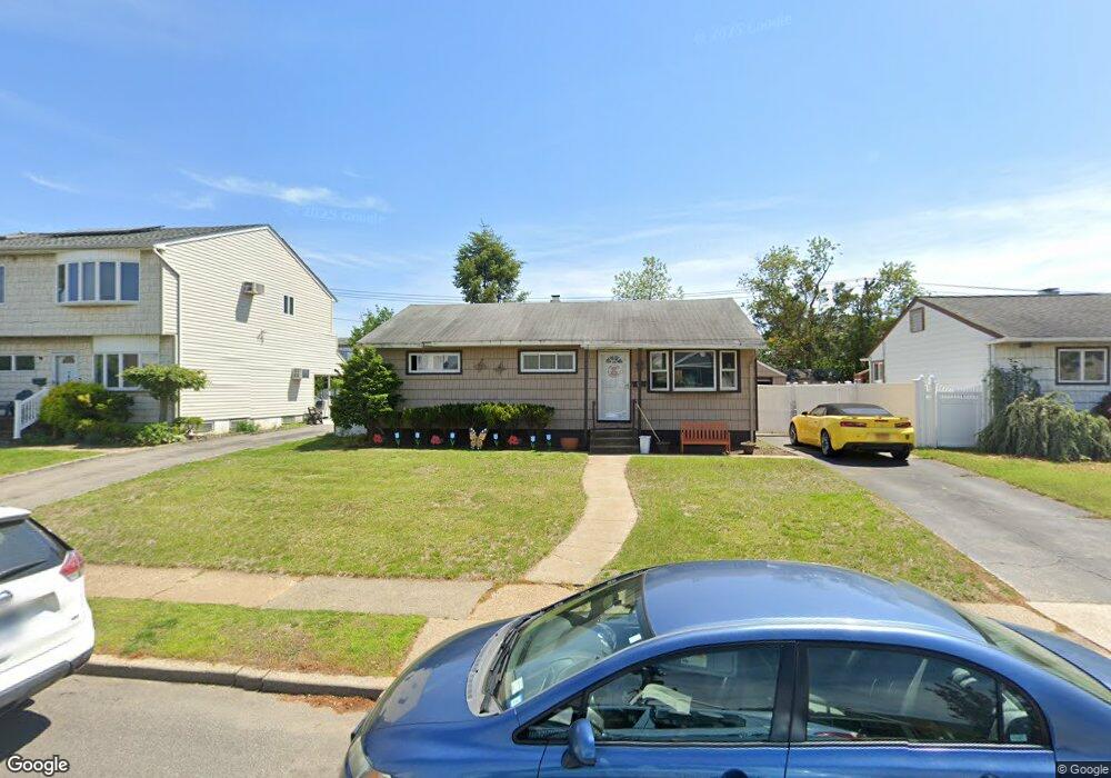 741 Patterson Ave, Franklin Square, NY 11010 - photo 1