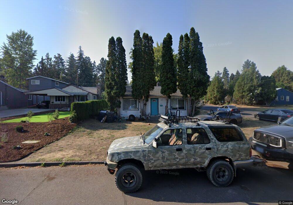 605 NE Irving Ave, Bend, OR 97701 - photo 1