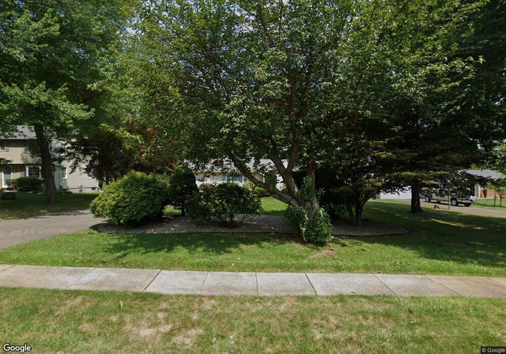 276 Back Ln, Wethersfield, CT 06109 - photo 1