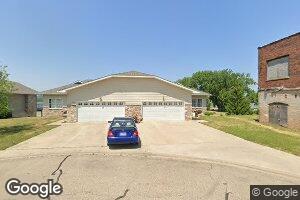 303 S Riverview Ct, Lacon, IL 61540