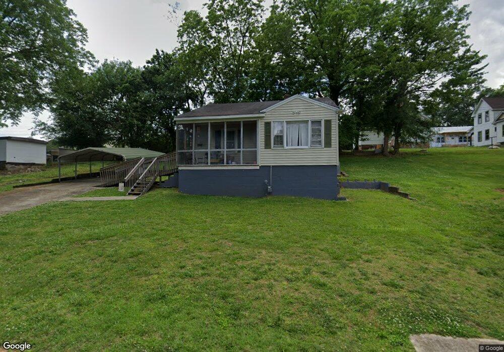 306 Jaynes St, Walhalla, SC 29691 - photo 1