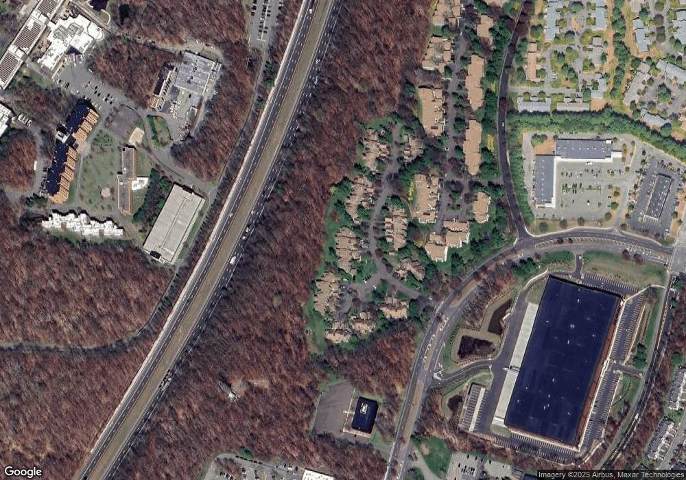 160 Grandview Ln, Mahwah, NJ 07430 - photo 1