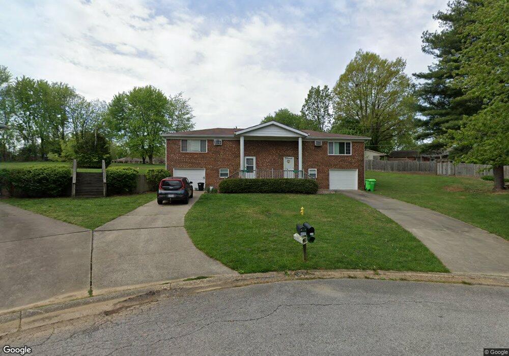 4010 Kendall Ct, Floyds Knobs, IN 47119 - photo 1