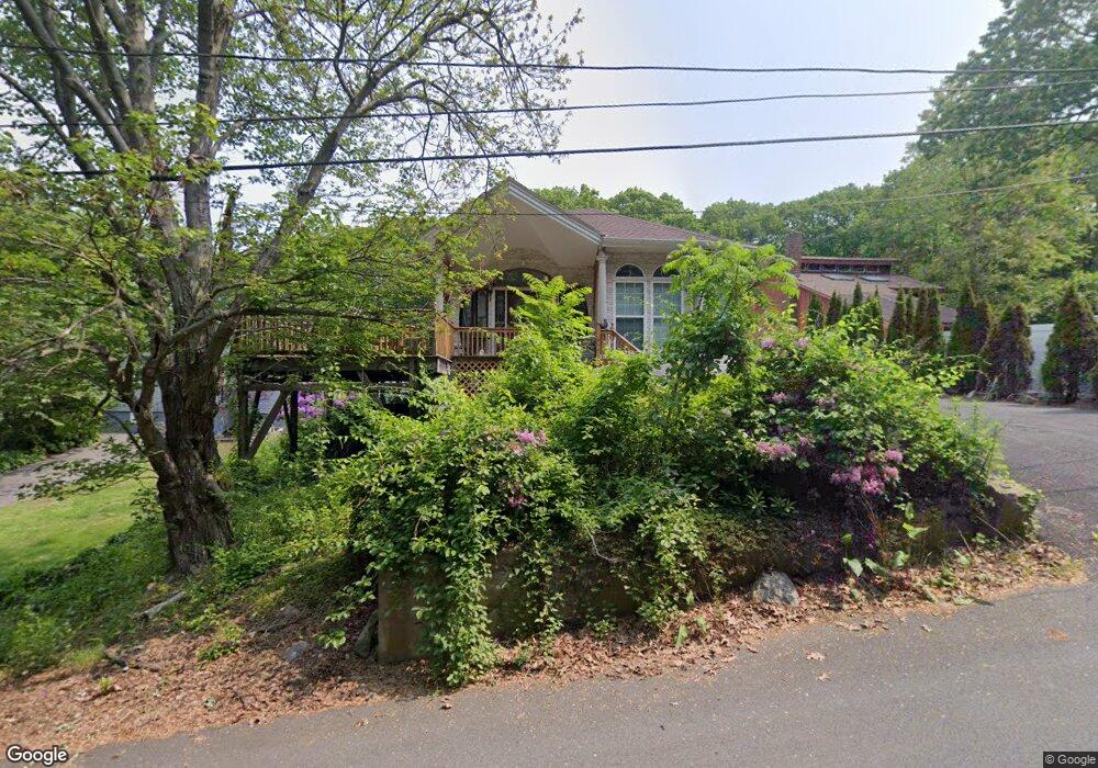 16 Nichols St, Swampscott, MA 01907 - photo 1