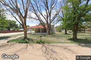 403 N College St, Ulysses, KS 67880