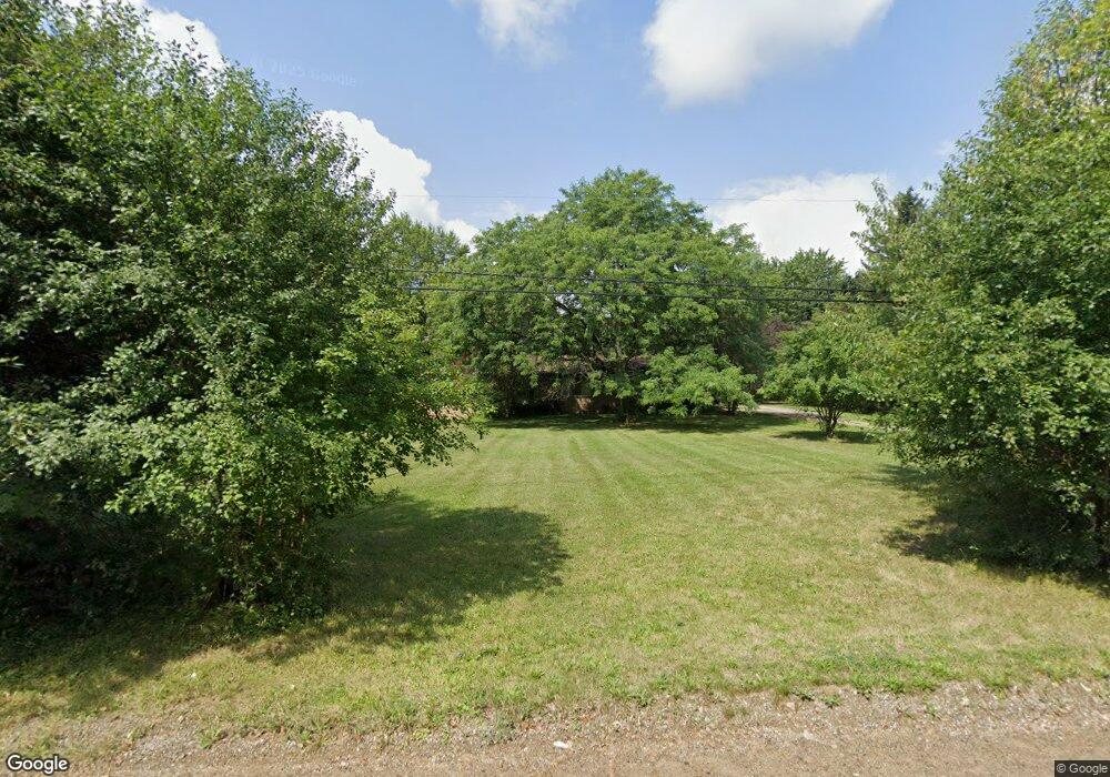 1920 Elsie Dr, West Bloomfield, MI 48324 - photo 1