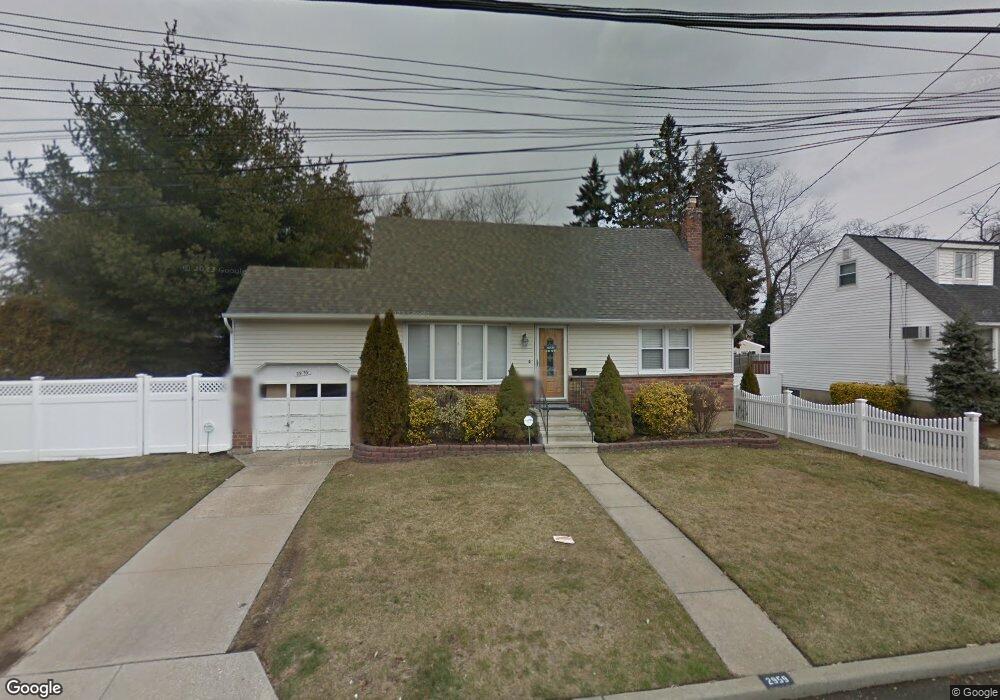 2959 Johnson Place, Wantagh, NY 11793 - photo 1