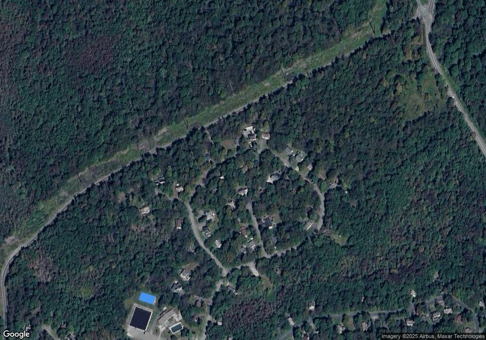 9682 Stony Hollow Cir, Tobyhanna, PA 18466 - photo 1