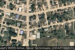 105 1st St SE, Epworth, IA 52045