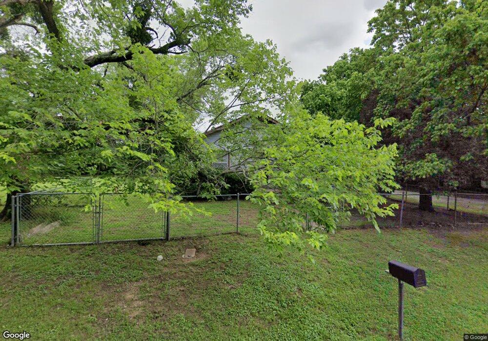 1016 8th Ave NE, Ardmore, OK 73401 - photo 1