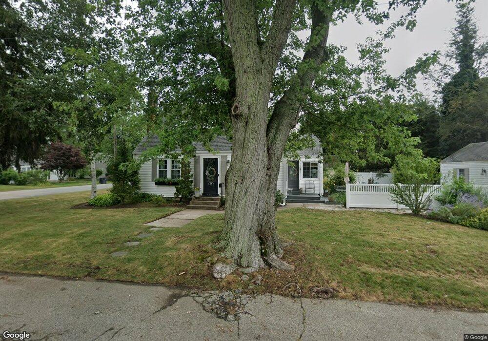 58 Burt St, Warwick, RI 02886 - photo 1