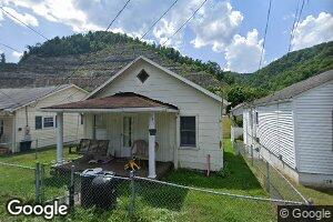 50 Locust St, Stollings, WV 25646