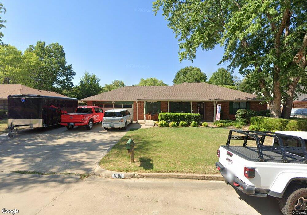 1008 E 12th St, Claremore, OK 74017 - photo 1