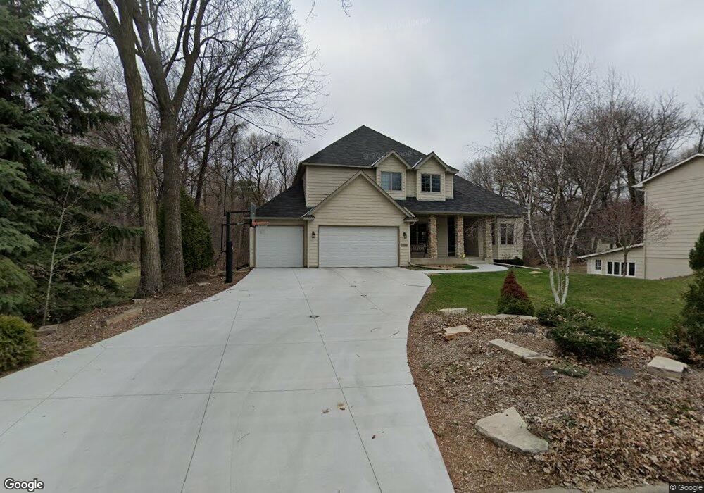 15150 Crown Dr, Minnetonka, MN 55345 - photo 1