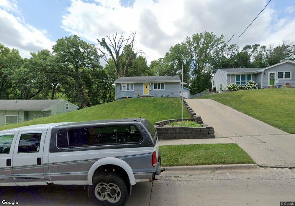 23 E Creston Ave, Des Moines, IA 50315 - photo 1
