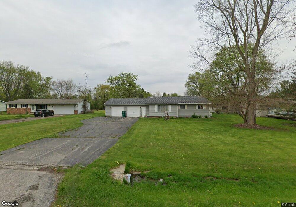 9068 Reid Rd, Swartz Creek, MI 48473 - photo 1