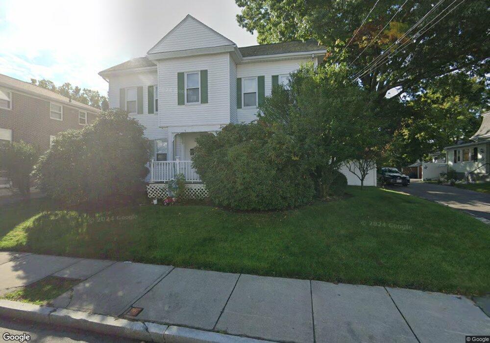 32 Vernon St, Waltham, MA 02453 - photo 1