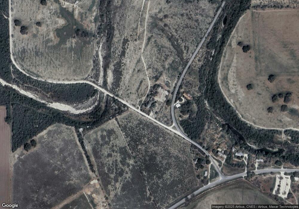 1747 County Road 441, Hondo, TX 78861 - photo 1