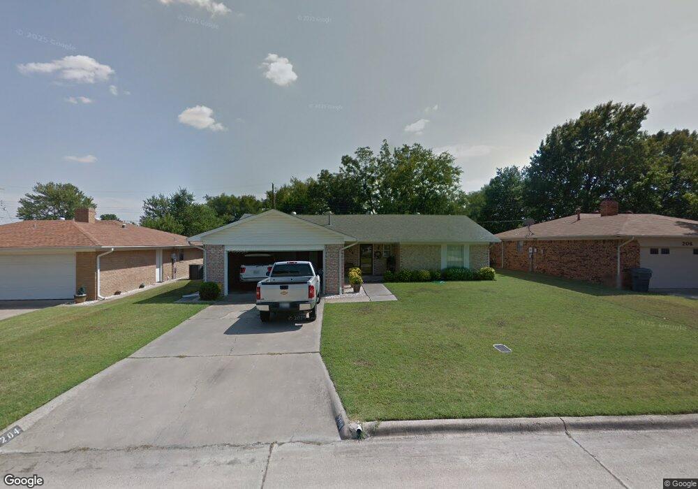 204 Allen Dr, Ardmore, OK 73401 - photo 1