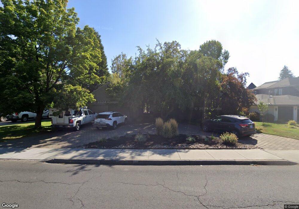 1000 NW Harmon Blvd, Bend, OR 97701 - photo 1