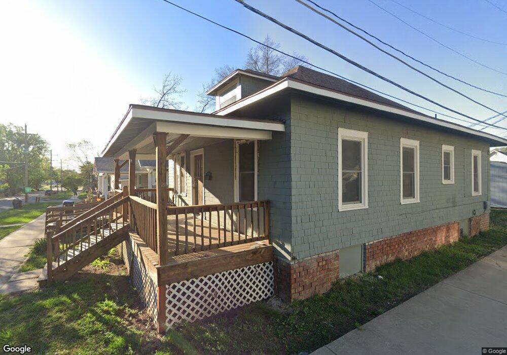 1009 SW 5th St, Topeka, KS 66606 - photo 1